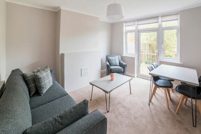 2 Bedroom Semi-Detached House To Rent In Salisbury Street, Beeston, Nottingham, NG9