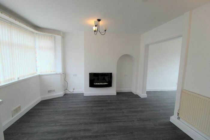 3 Bedroom Property To Rent In Limerick Road, Bispham, FY2