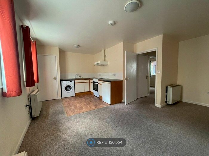 2 Bedroom Flat To Rent In Grantham, Grantham, NG31