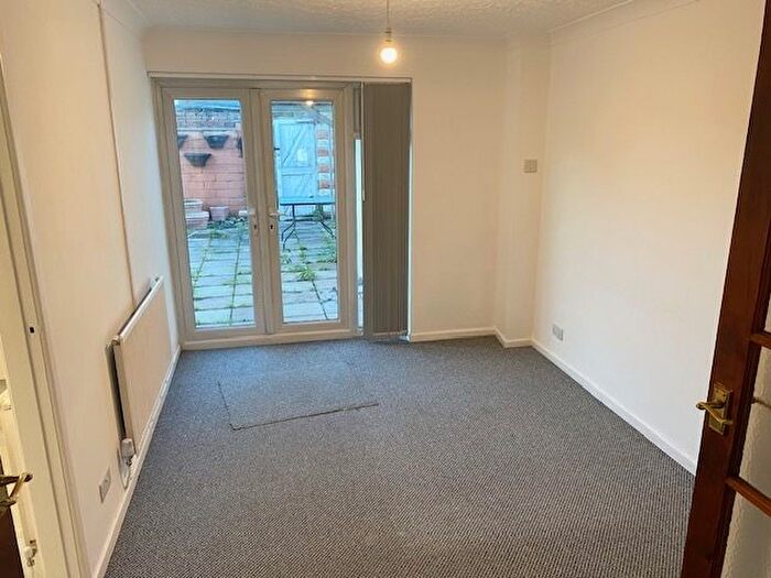 3 Bedroom Terraced House To Rent In Canton Court, Canton, Cardiff, CF11