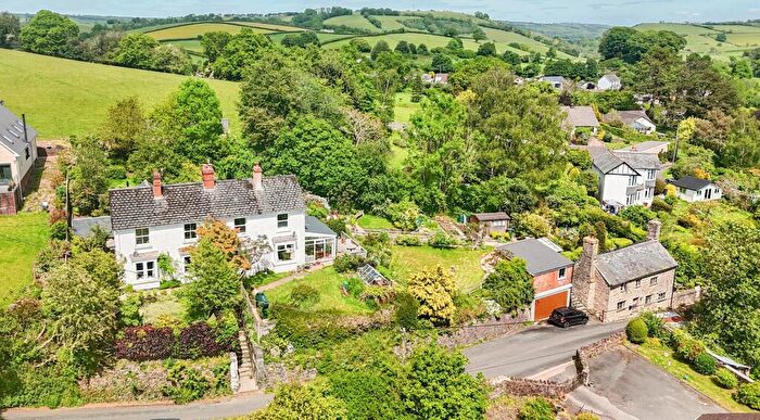 3 Bedroom Semi Detached House For Sale In High Street, Bampton, Tiverton, EX16