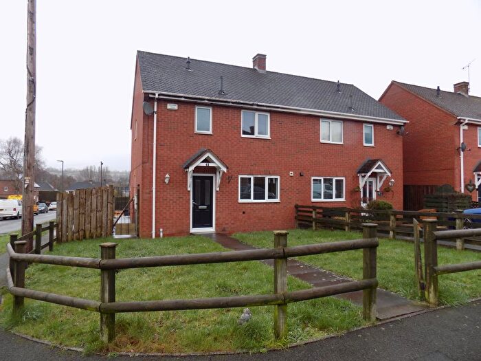 3 Bedroom Semi-Detached House For Sale In St. Oswalds Crescent, Ashbourne, DE6