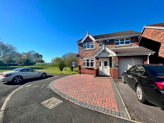 4 Bedroom Property To Rent In Primrose Way, Flixborough, Scunthorpe, DN15