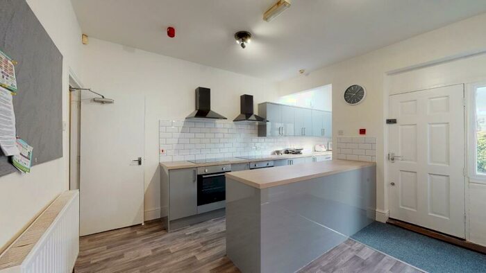 8 Bedroom House To Rent In - Clementson Road, Crookes, S10