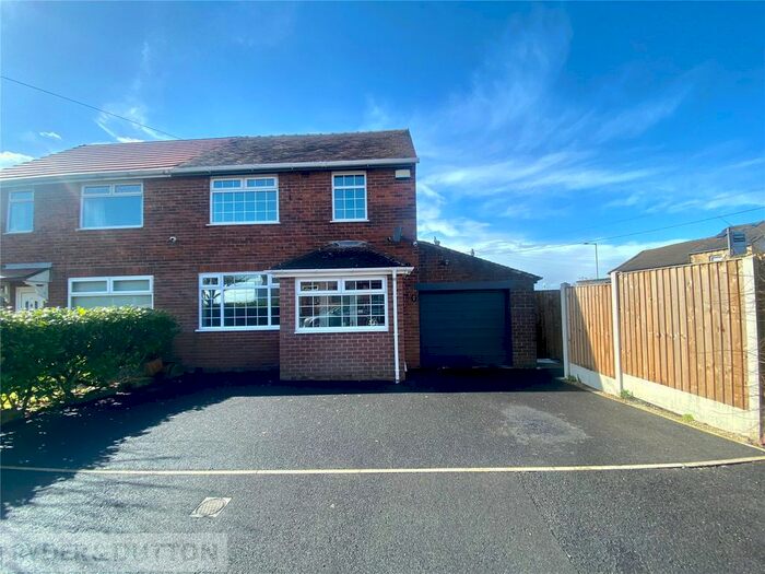 2 Bedroom Semi-Detached House To Rent In North View Close, Lydgate, Greater Manchester, OL4