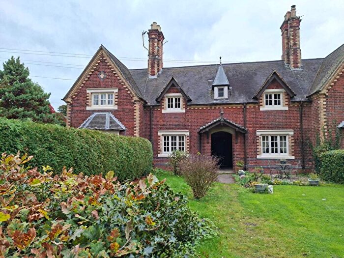 2 Bedroom Terraced House To Rent In Ashbourne, Derbyshire, DE6