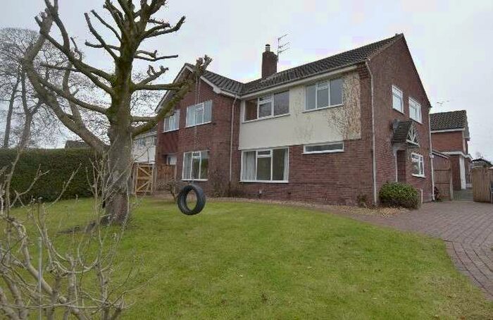 5 Bedroom Property To Rent In Mount Road Stone, ST15