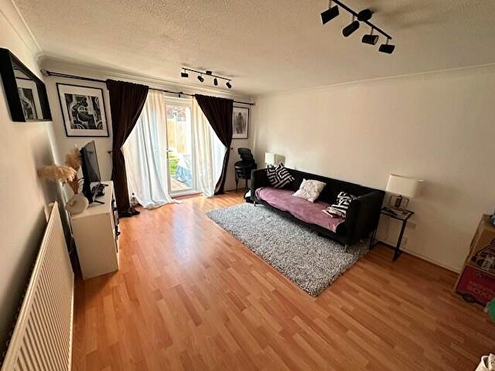 2 Bedroom House To Rent In Falcon Avenue Grays, RM17