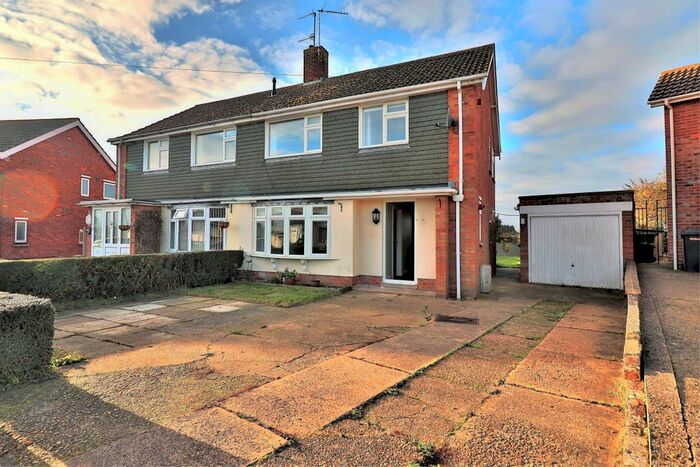 3 Bedroom Semi-Detached House To Rent In Kennedy Avenue, Halesworth IP19