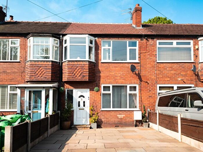 3 Bedroom House For Sale In Mottram Road, Hyde, Greater Manchester, SK14