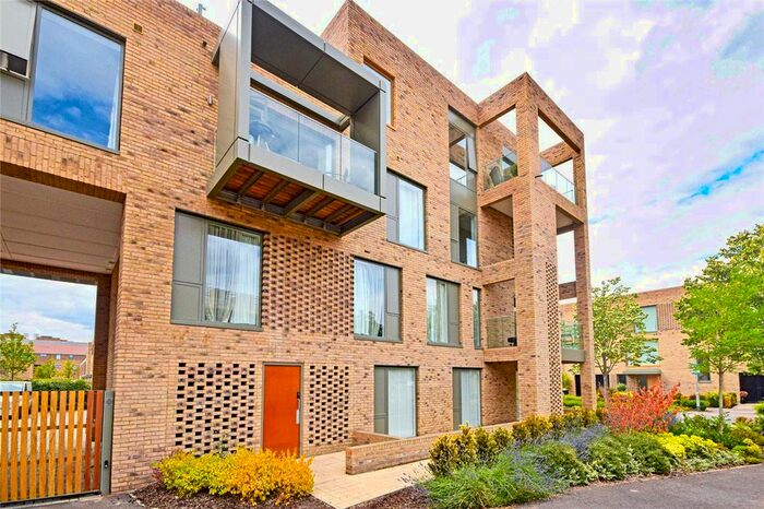 2 Bedroom Flat To Rent In Whittle Avenue, Trumpington, Cambridge, CB2