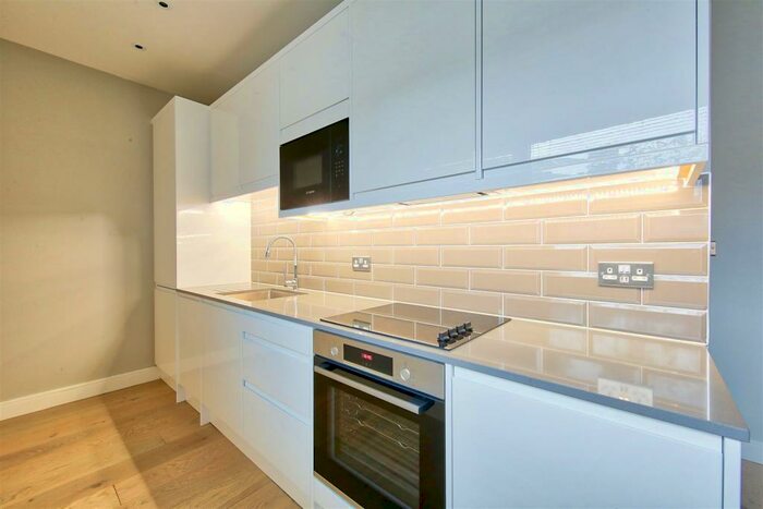 Studio To Rent In The Broadway, Cheam, Sutton, SM3