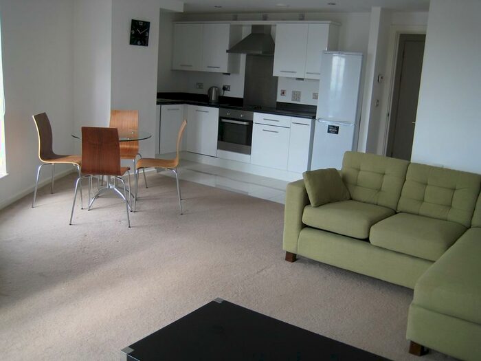 1 Bedroom Apartment To Rent In Large Corner Hive Bed On The Th Floor, B5