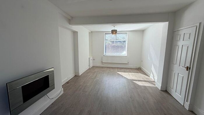 3 Bedroom Terraced House To Rent In Nant DDu, Edwardsville, CF46