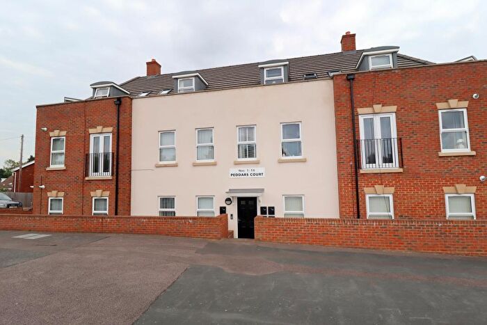 2 Bedroom Apartment For Sale In Catsbrook Road, Warden Hills, Luton, Bedfordshire, LU3