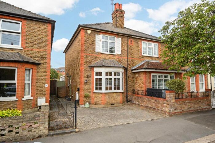 3 Bedroom Semi-Detached House For Sale In Russell Road, Walton-on-Thames, KT12