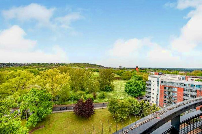 2 Bedroom Apartment To Rent In Greenwich Heights, Master Gunner Place, London, SE18