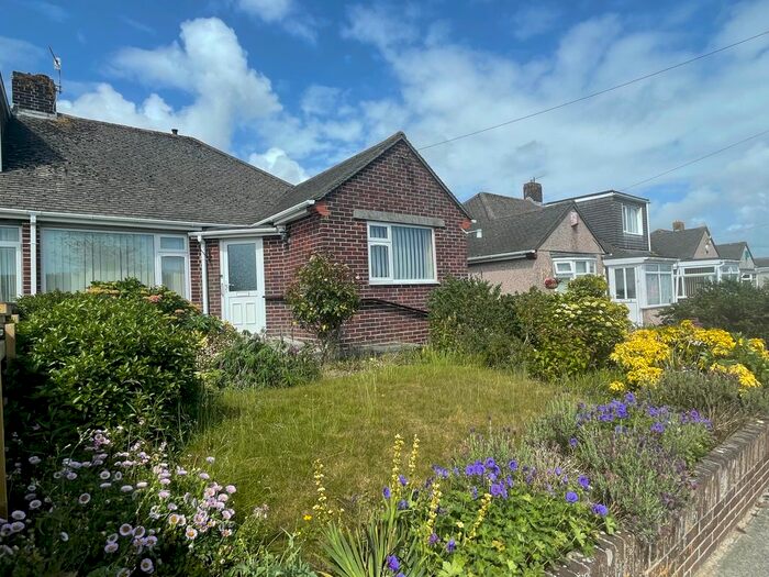2 Bedroom Bungalow To Rent In Treverbyn Road, Plympton, Plymouth, PL7