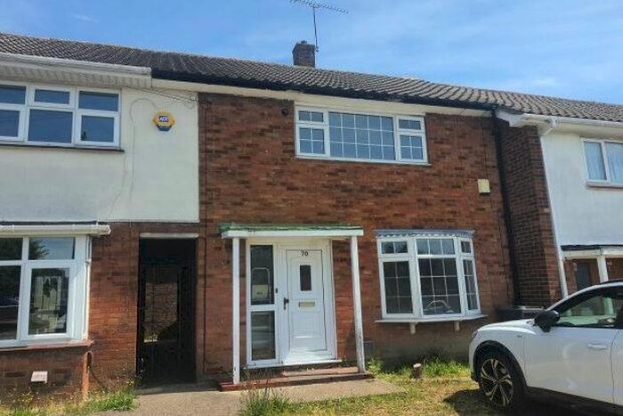 2 Bedroom Property To Rent In Tomlinson Avenue, Luton, LU4