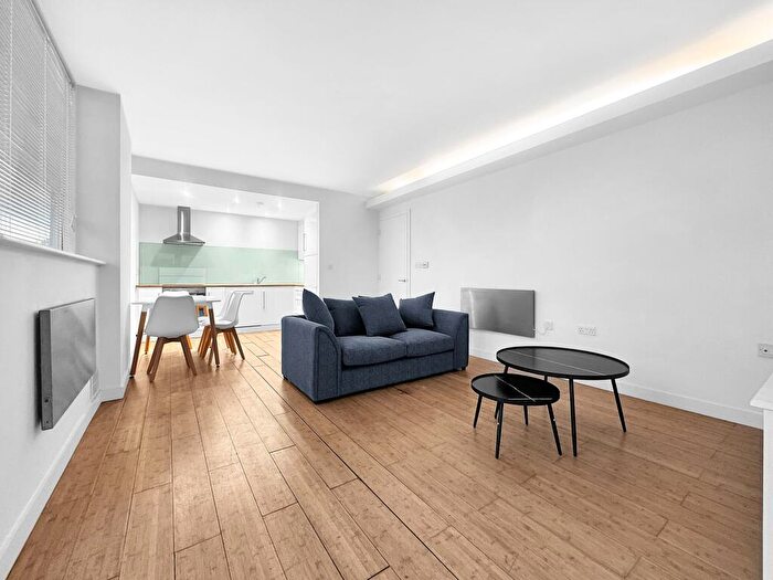 2 Bedroom Apartment To Rent In New York Apartments, Cross York Street, Leeds City Council, LS2