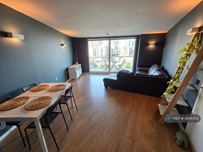 2 Bedroom Flat To Rent In Lumina Building, London, E14