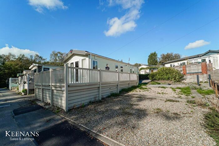 2 Bedroom Park Home For Sale In Crossways, Three Rivers Park, West Bradford, BB7