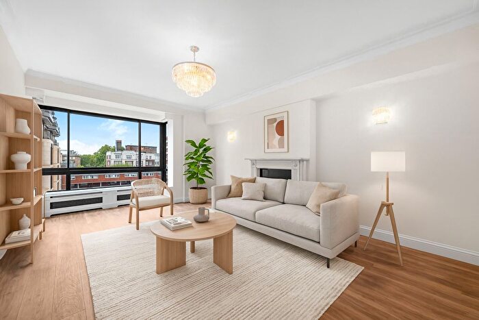 4 Bedroom Flat For Sale In Porchester Gate, Bayswater Road, W2