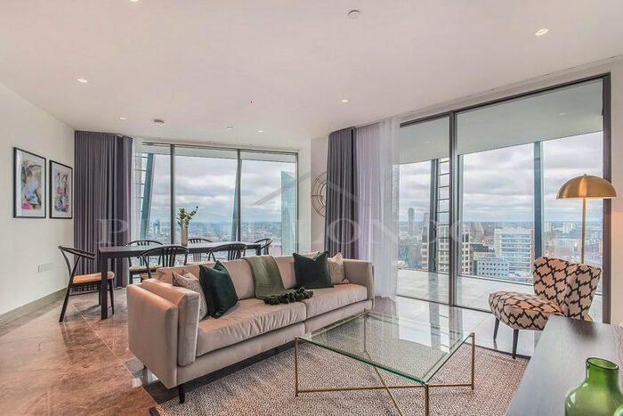 2 Bedroom Flat To Rent In One Blackfriars, - Blackfriars Road, London, SE1