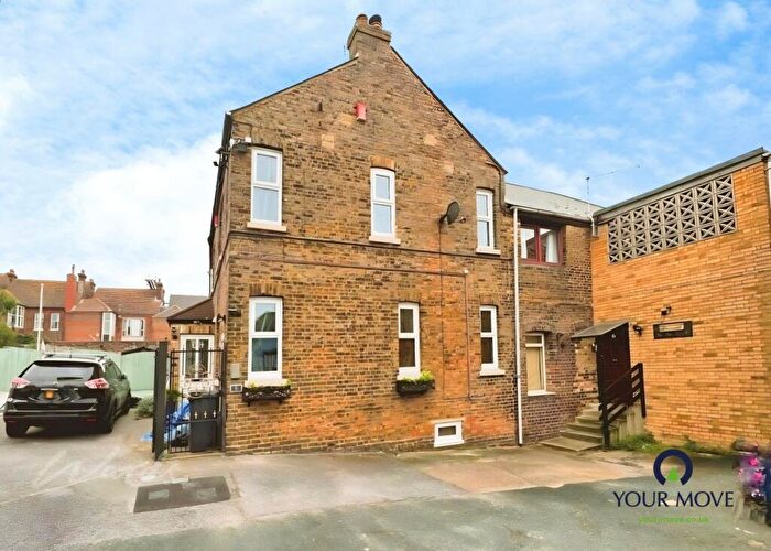 1 Bedroom Flat To Rent In Granville Farm Mews, Thanet Road, Ramsgate, Kent, CT11