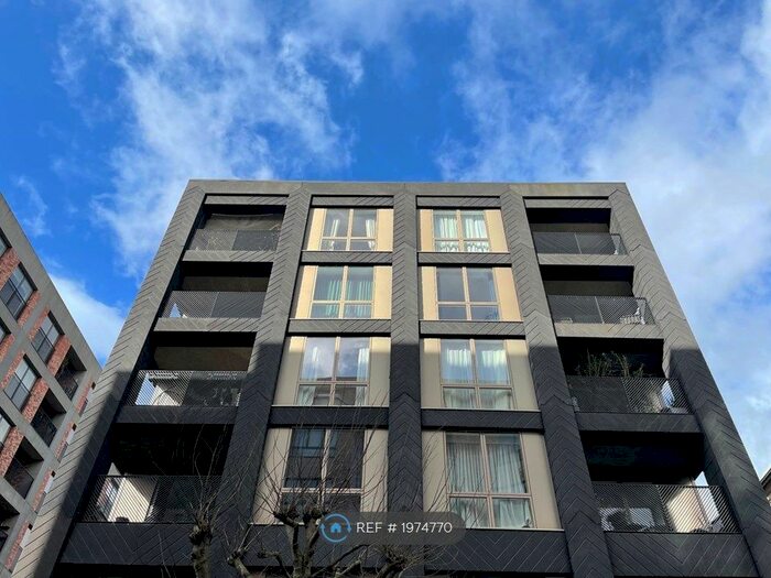 1 Bedroom Flat To Rent In Lanterna Court, London, E3