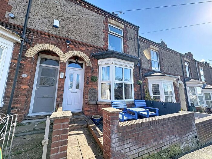 2 Bedroom Terraced House For Sale In Mount Pleasant, Hornsea, HU18