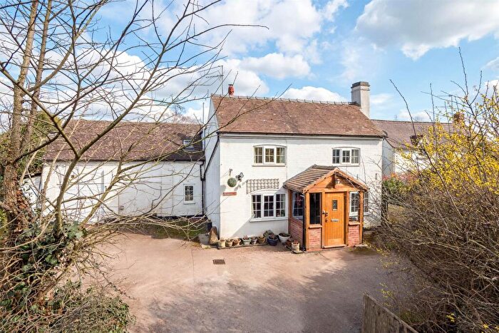 4 Bedroom Detached House For Sale In Kings Coughton, Alcester, B49