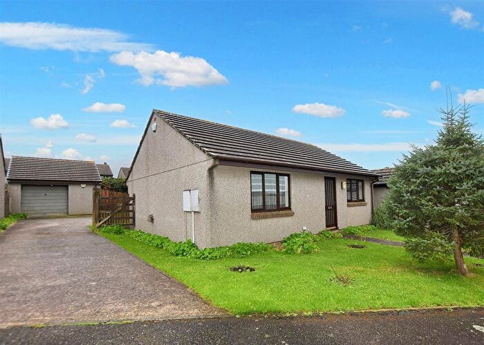 2 Bedroom Detached Bungalow For Sale In Treloweth Way, Pool, Redruth, TR15