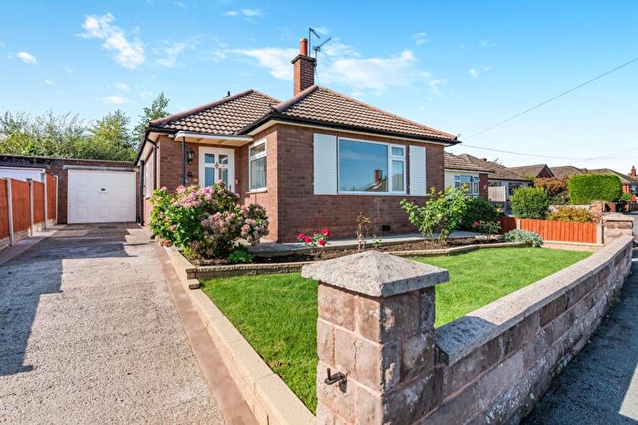 3 Bedroom Detached Bungalow For Sale In Penlan Drive, Hawarden, CH5