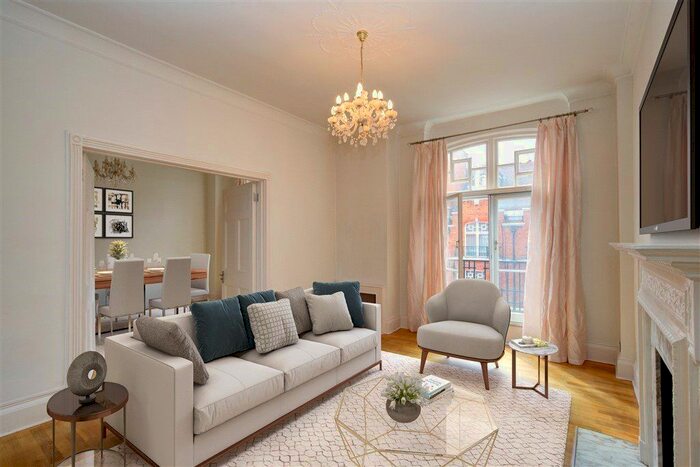 2 Bedroom Flat To Rent In N Portman Mansions, Chiltern Street, London, W1U