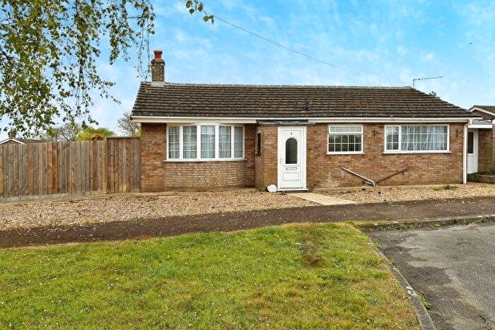 2 Bedroom Bungalow To Rent In Ash Close, Stowmarket, IP14