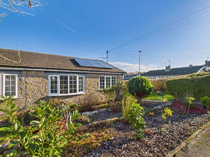 2 Bedroom Semi-Detached Bungalow To Rent In Mowbray Close, Cullingworth, Bradford, BD13
