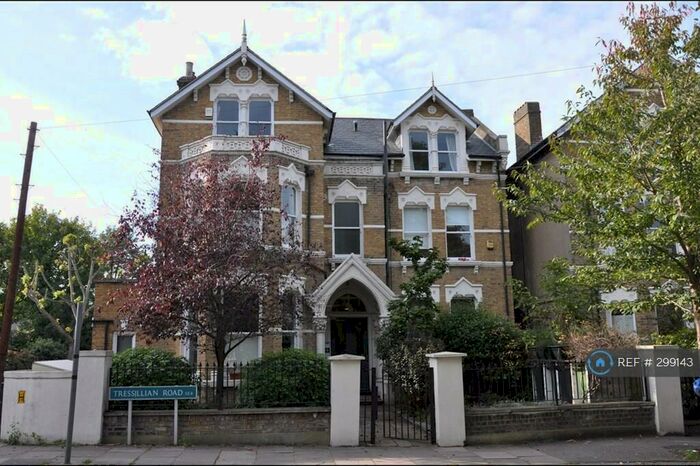 2 Bedroom Flat To Rent In Tressillian Road, London, SE4