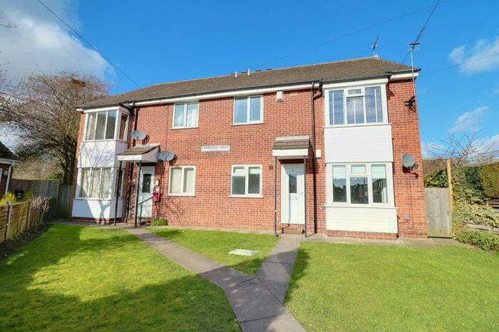 2 Bedroom Flat To Rent In Cambridge Court, Hessle, HU13
