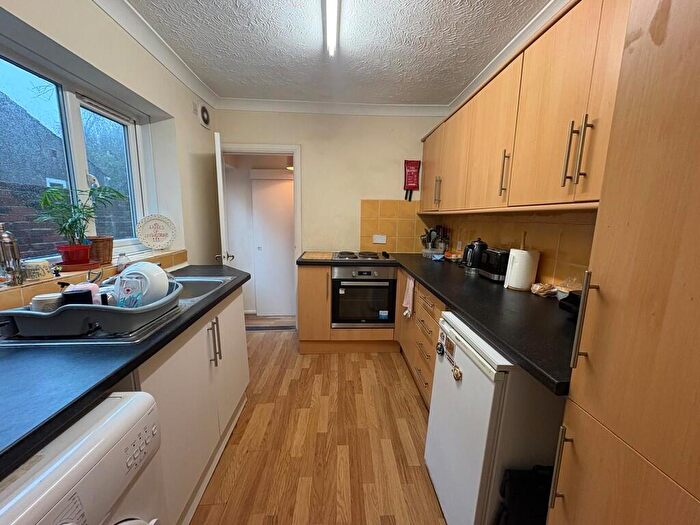 4 Bedroom Semi Detached House To Rent In Livingstone Road, Southampton, SO14