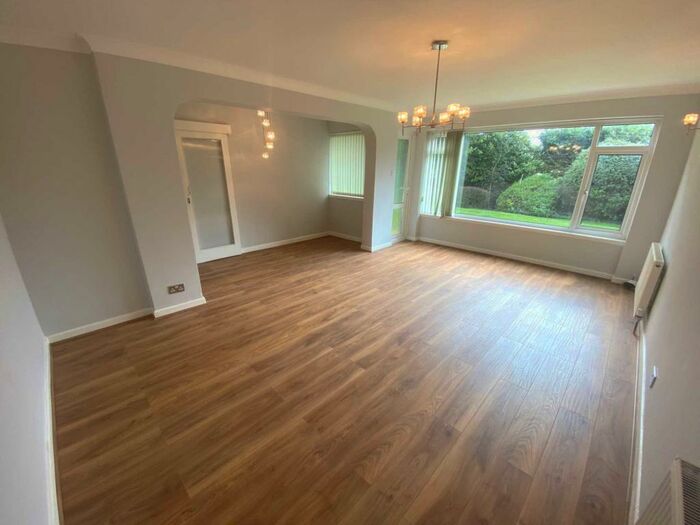 2 Bedroom Maisonette To Rent In Claire Gardens, Stanmore, HA7