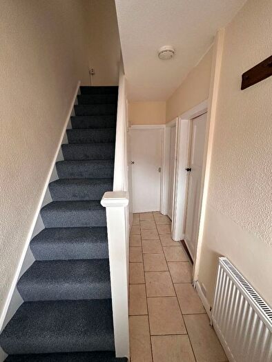 3 Bedroom Semi-Detached House To Rent In Westlea Road, Leamington Spa, CV31