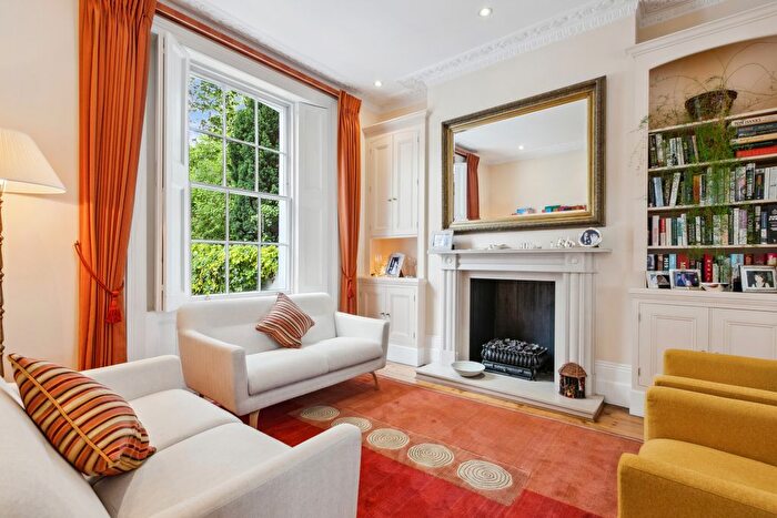 4 Bedroom End Terrace House To Rent In Almeida Street, Angel, N1