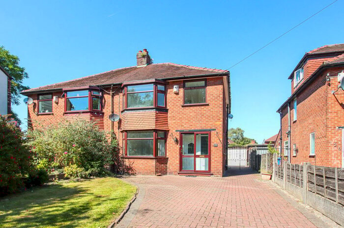 3 Bedroom Semi-Detached House To Rent In Urmston Lane, Stretford, Manchester, M32