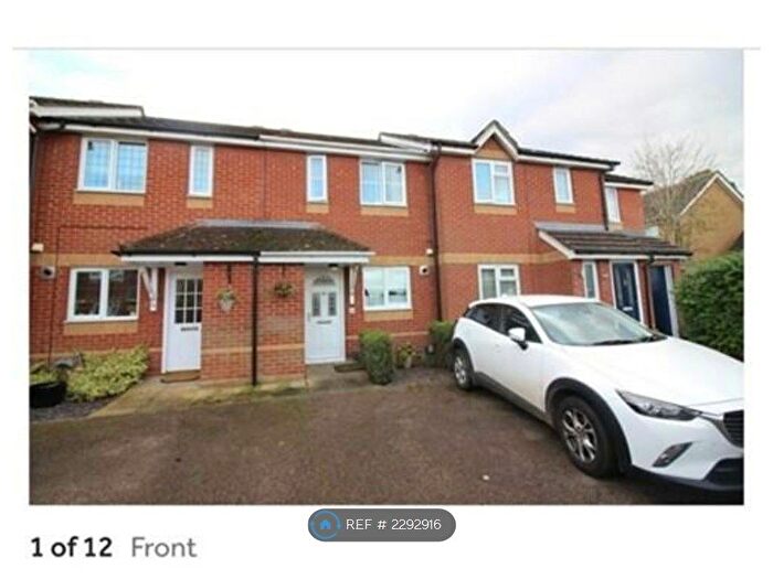2 Bedroom Terraced House To Rent In Corner Meadow, Harlow, CM18