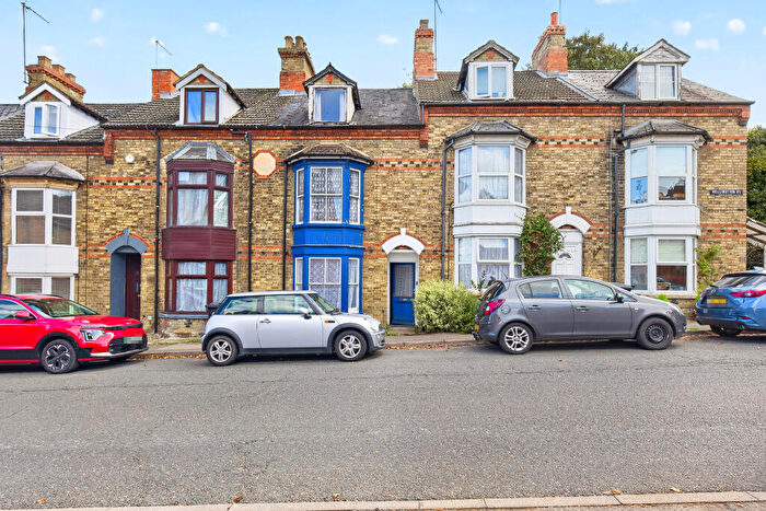 3 Bedroom Terraced House For Sale In Wellington Road, Raunds, Wellingborough, NN9