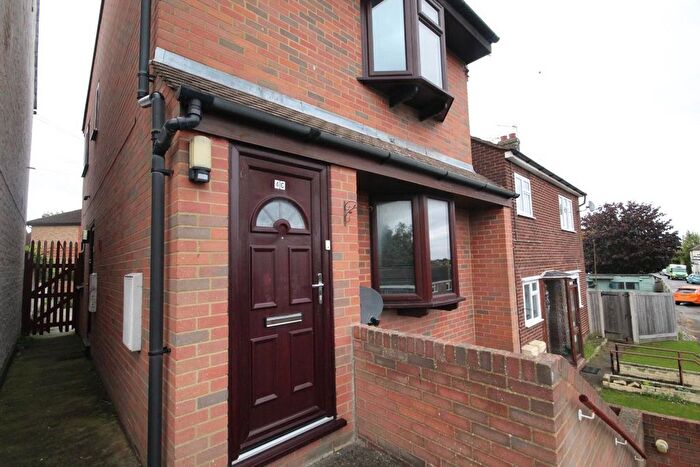 1 Bedroom Flat To Rent In Knockhall Road, Greenhithe, DA9