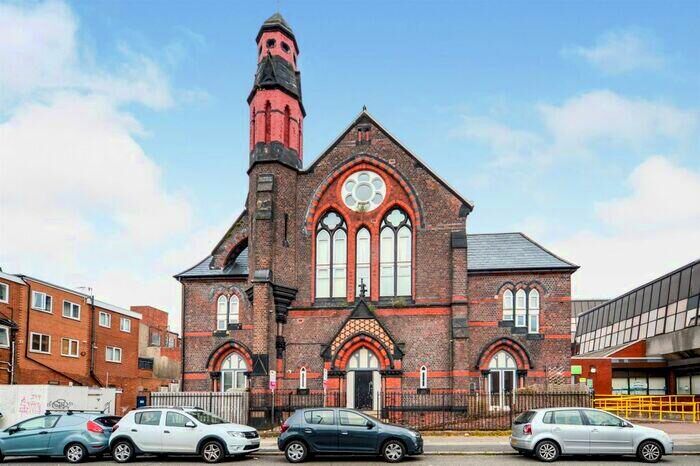 3 Bedroom Flat To Rent In High Park Street, Liverpool, Merseyside, L8