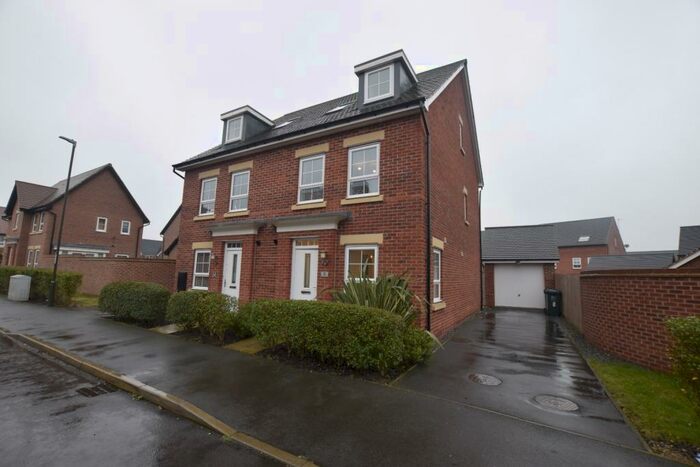 4 Bedroom Semi-Detached House To Rent In Elvaston Drive, Littleover, Derby, Derbyshire, DE23