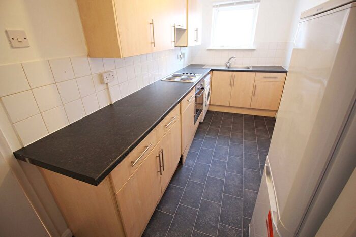 1 Bedroom Flat To Rent In Rainham Road North, Dagenham, RM10